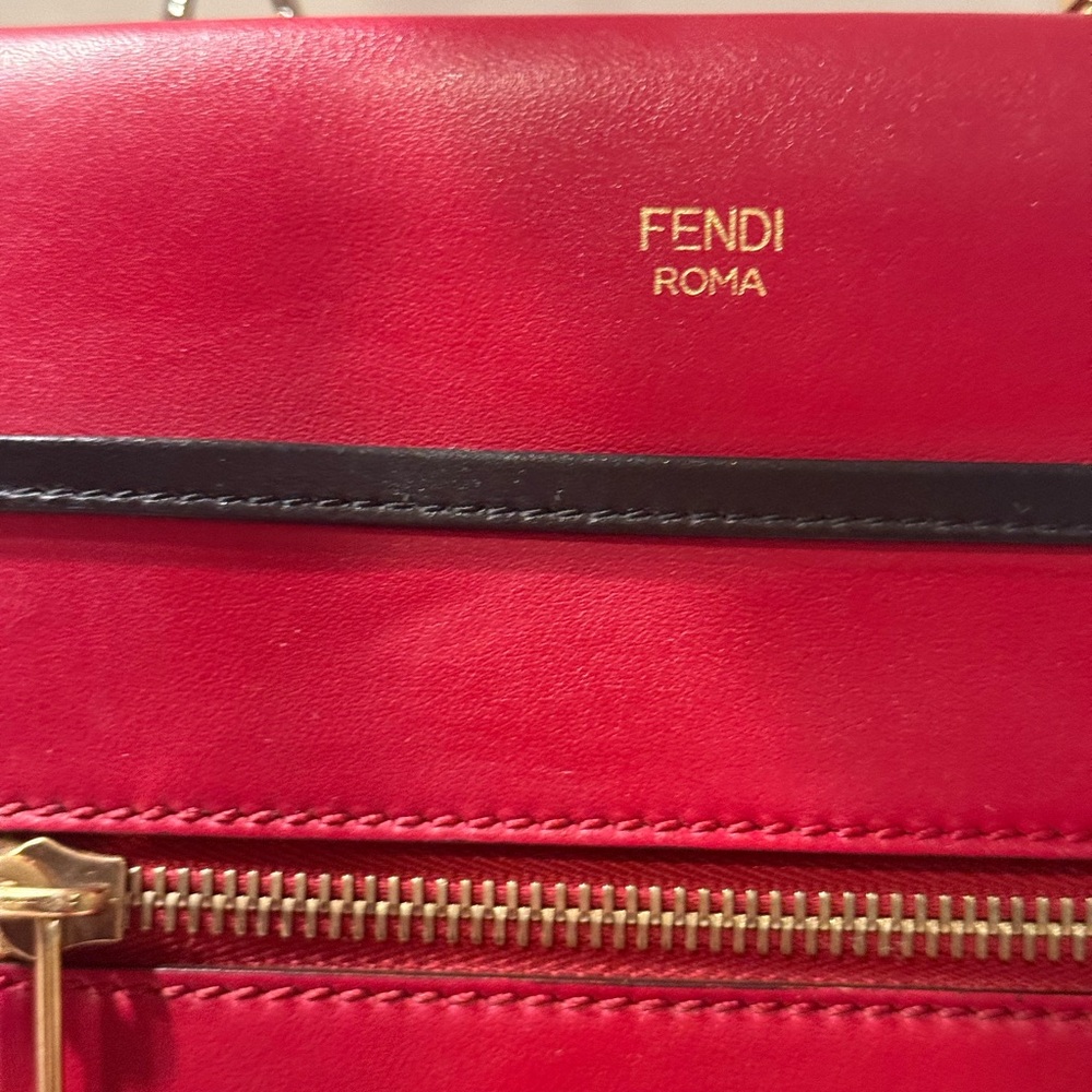 Fendi Women's Runway Red & Black Tote or Shoulder Bag EUC RARE - Picture 7 of 12
